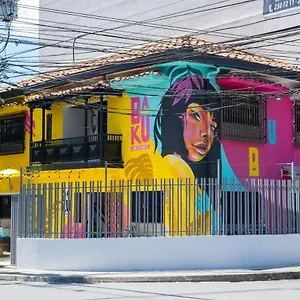 https://baku-laureles-hostel.colombiamedellinhotels.com
