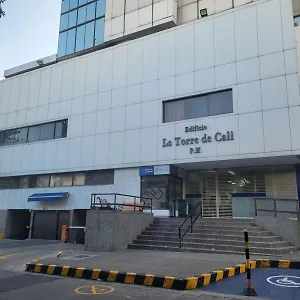 https://increible-apartamento-b-piso-28-en-la-torre-de-cali.cali-hotels.com