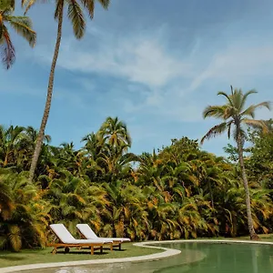 https://solea-villa-tropical.santamartahotels.net